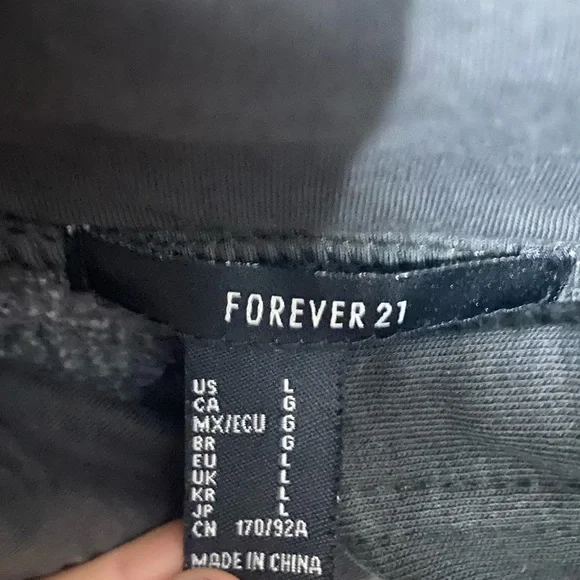 Greg crop top - Picture 3 of 3